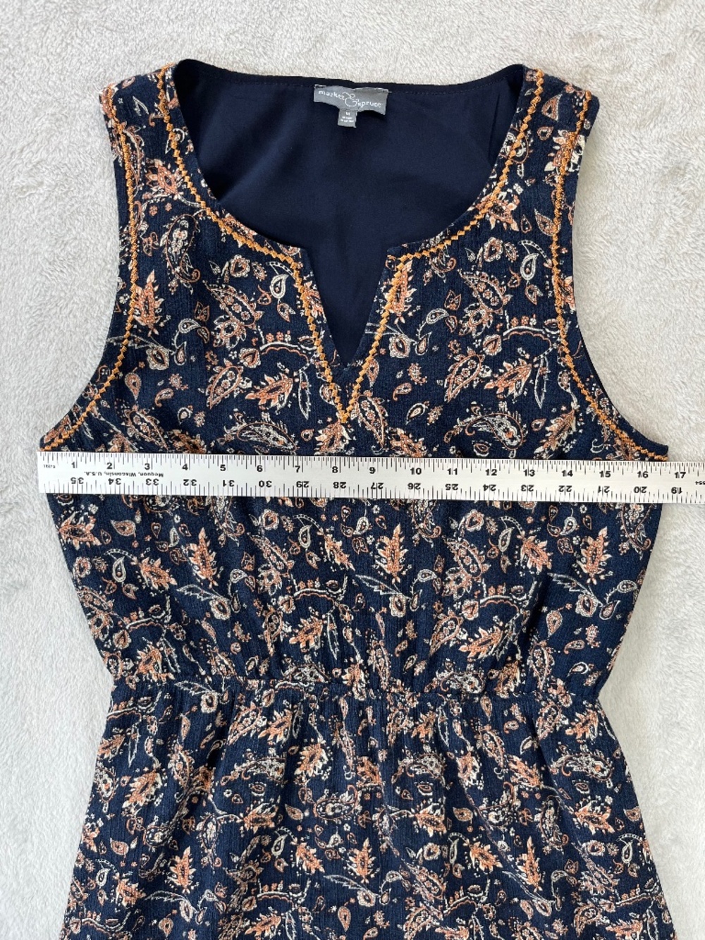 Cottagecore Sleeveless Embroidered Sundress Market & Spruce V Neck Cinched Waist - Picture 6 of 15